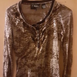 Long sleeve brand name Tee shirt